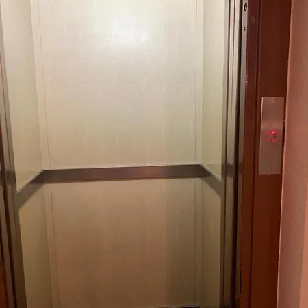 Santo Cinco Apartman *